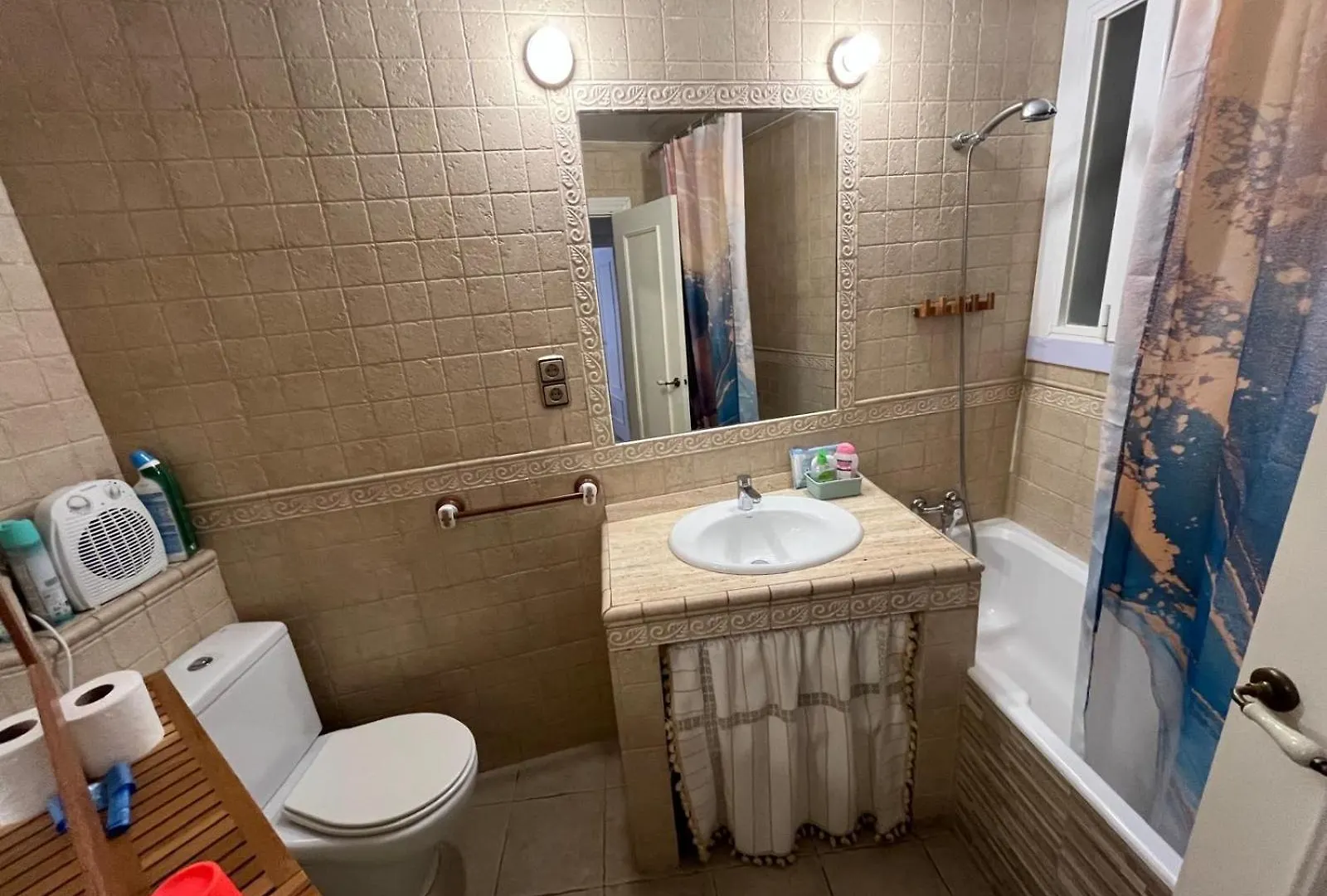 Apartment Appartement 20 Minutes Du Centre L’Hospitalet de Llobregat
